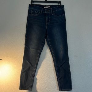 Levi jeans